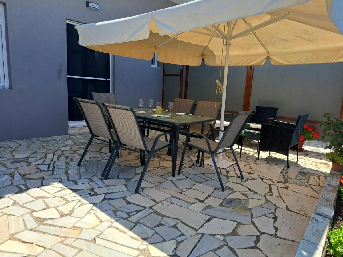Olive Tree Villa ليغيا المظهر الخارجي الصورة
